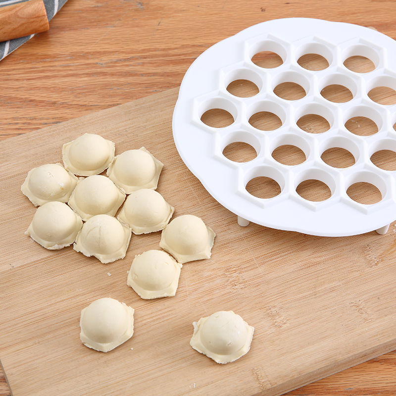 Kitchen Gadgets Dumpling Maker - Stampo per Ravioli a 19 Fori,